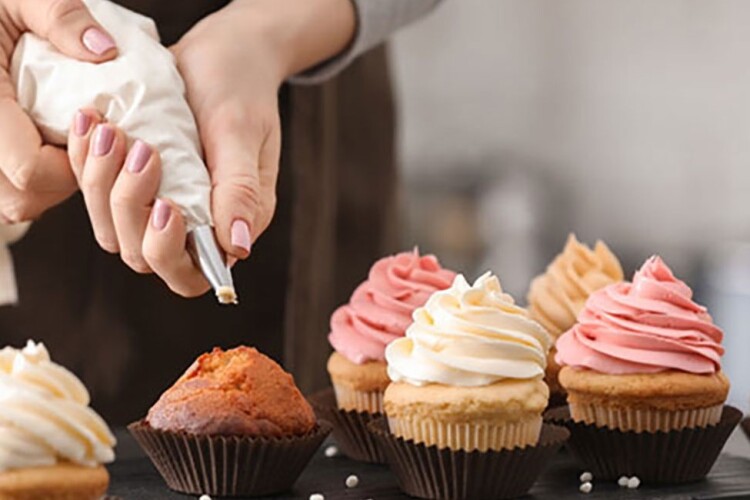 نکات طلایی در انتخاب مواد اولیه شیرینیپزی